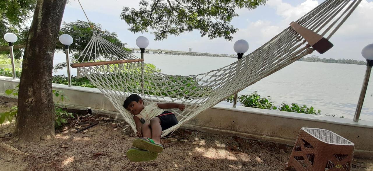 Cheenavala Fishing Homestay Kochi Bagian luar foto